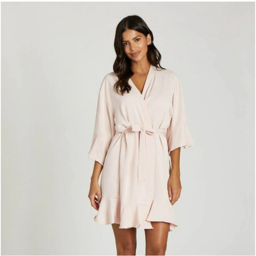 Birdy Grey Blush Ruffle Robe
